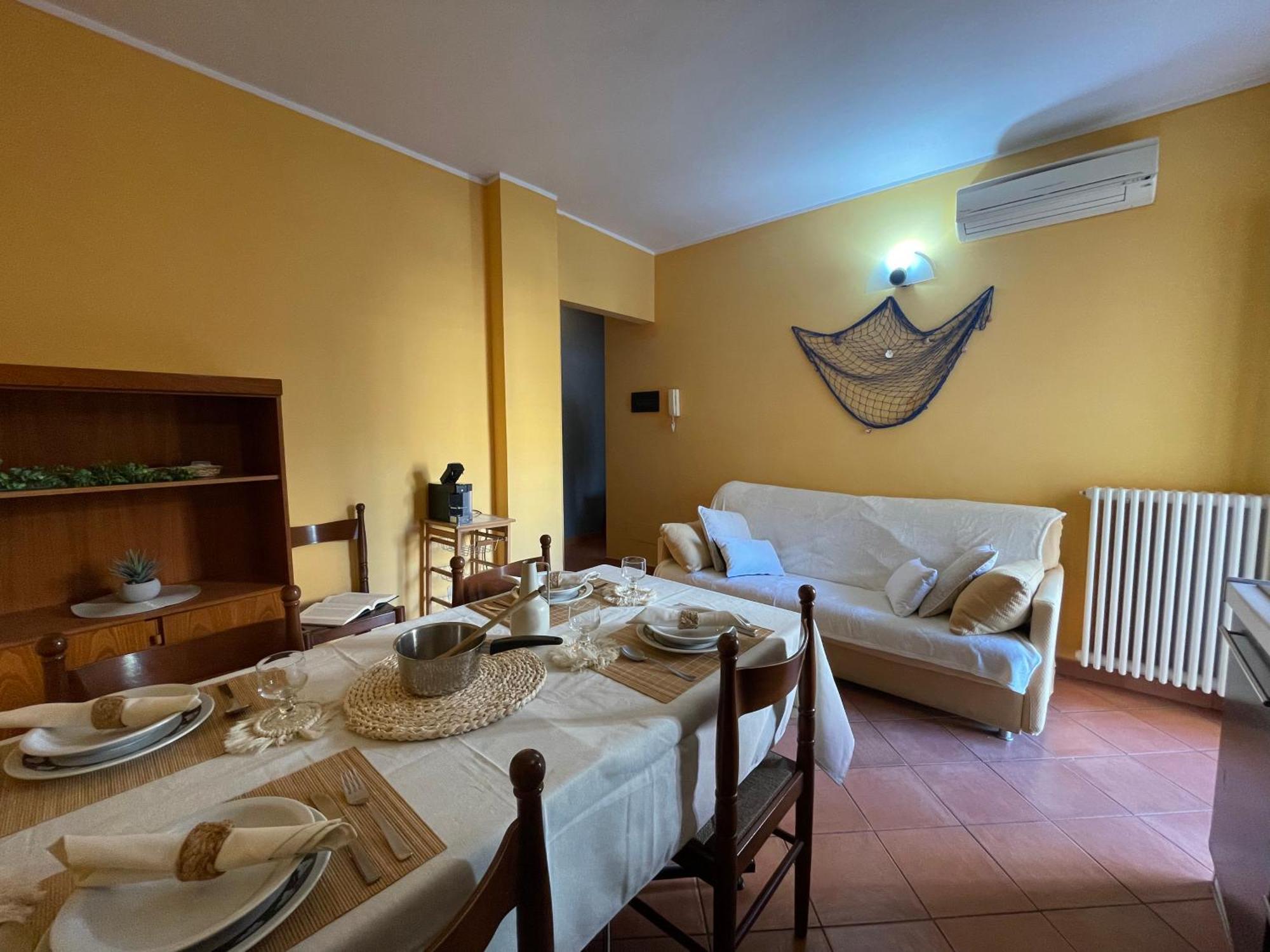 50 Metri Dal Mare - Free Parking E A/C Pietra Ligure Quarto foto